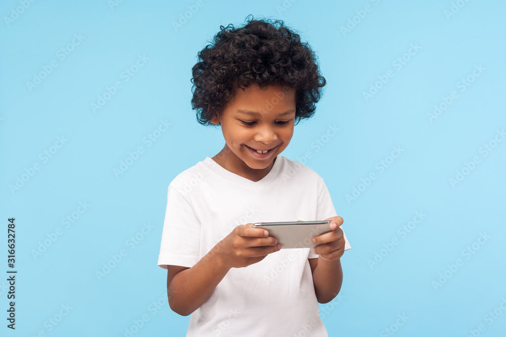 Is It Time for Your Child to Have a Smartphone?