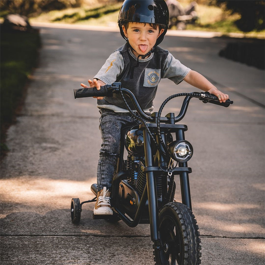 Choosing the Right Motorcycle for Children: Two-Wheeled vs. Three-Wheeled